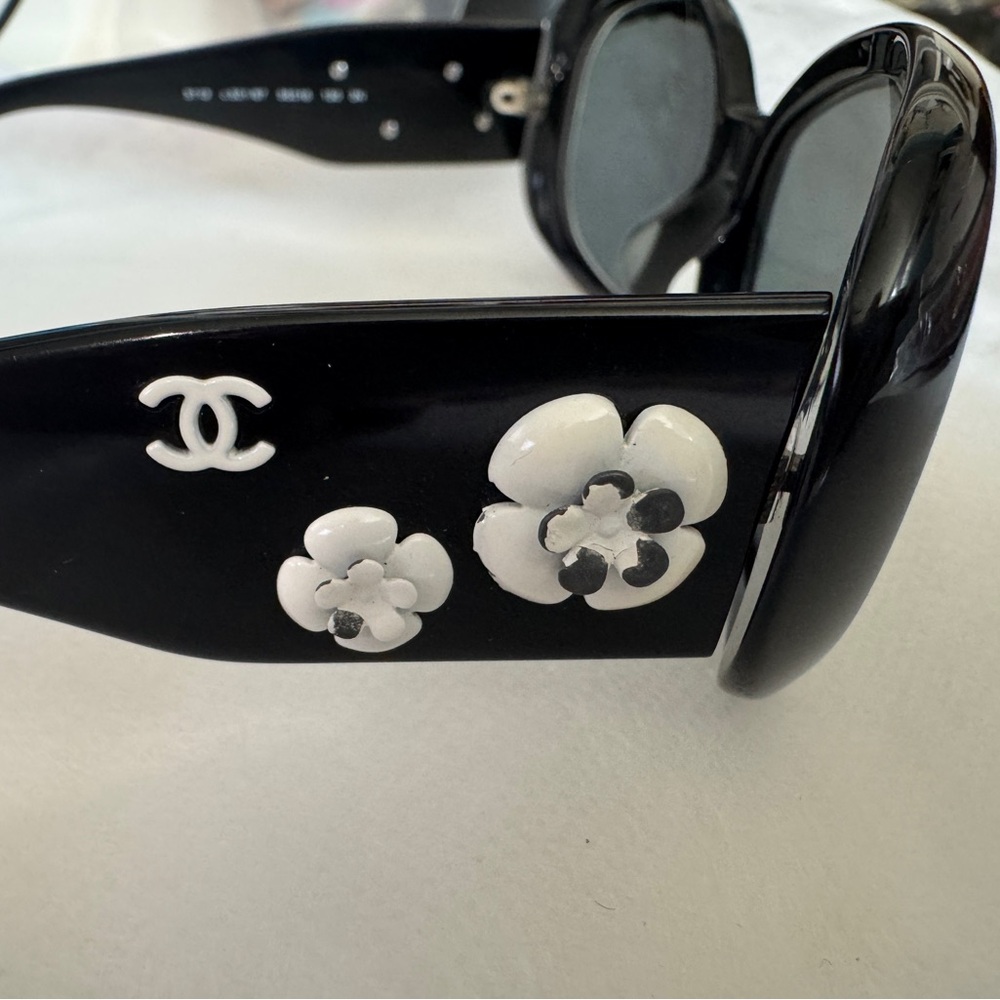 CHANEL Black white Camelia flowers Sunglasses RX for prescription - Picture 3 of 14